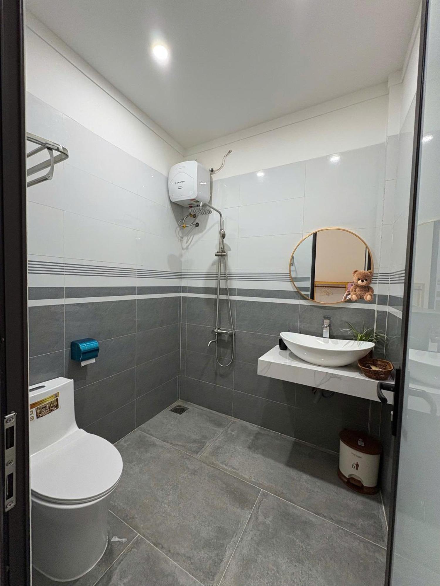 Homestay Nha Cua Gao Kon Tum Екстер'єр фото